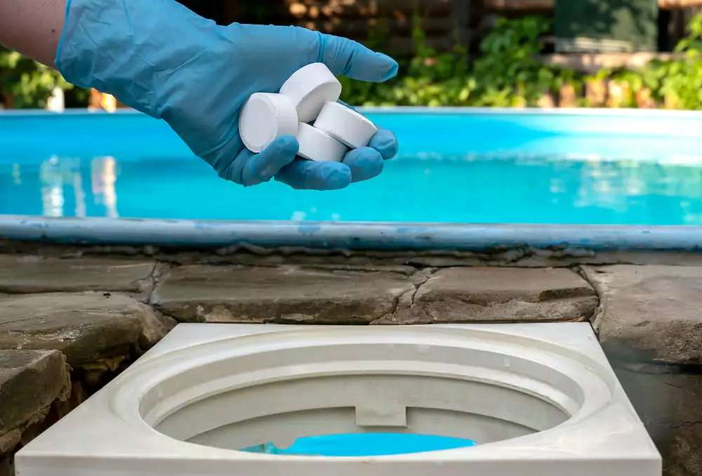What are 5 interesting facts about swimming pools