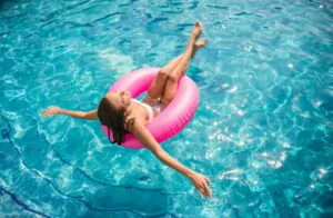 Top 5 Benefits of Swimming Pool Meditation