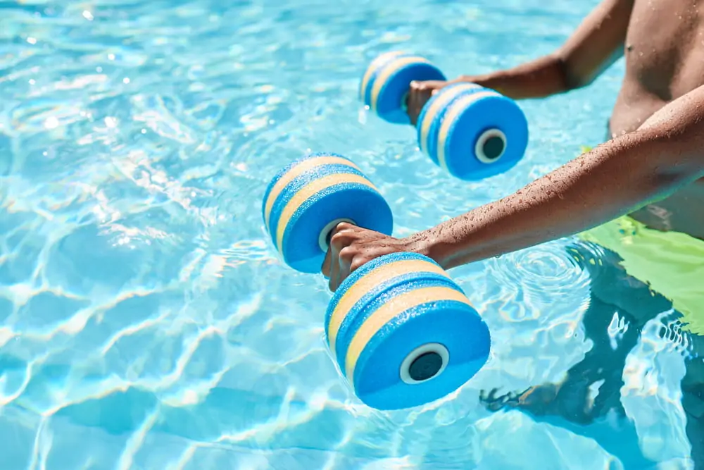 Is water aerobics good for bad knees 1