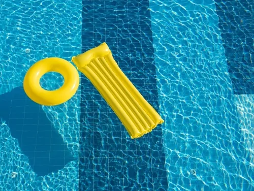 Who are the best custom pool designers in Springfield