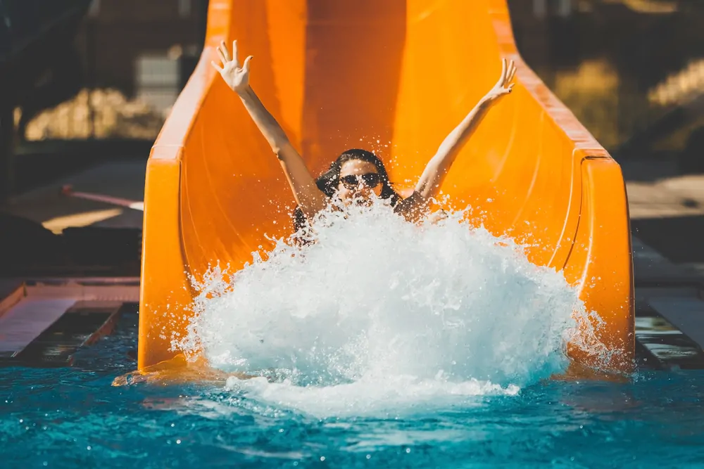 What are the benefits of a water slide