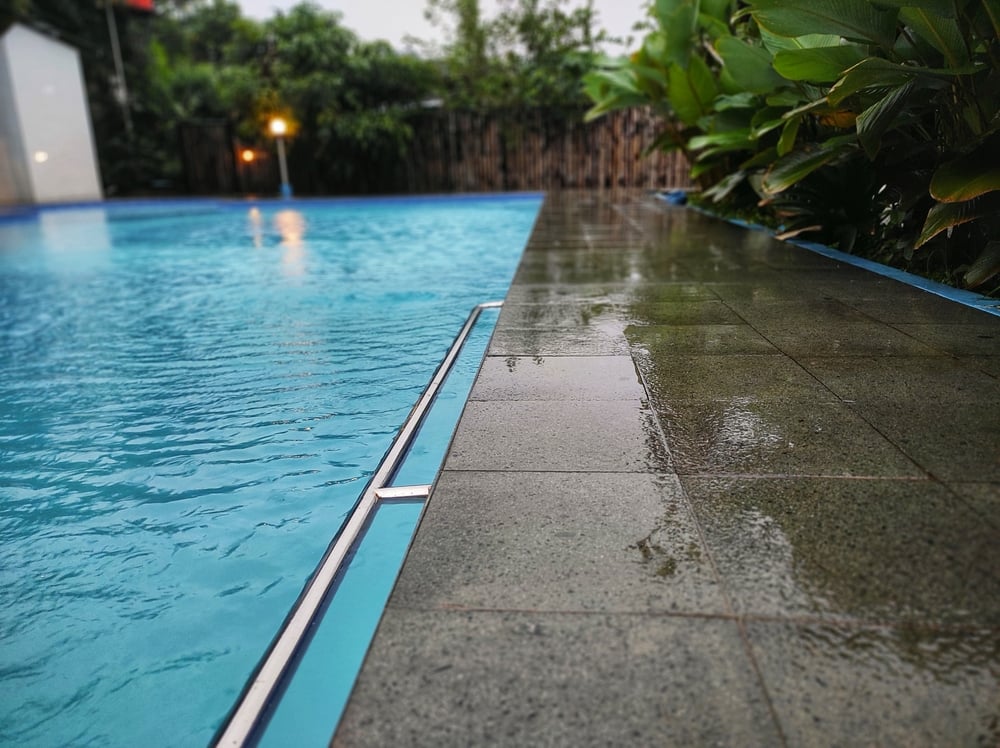 swimming pool builder in Port Allen, LA